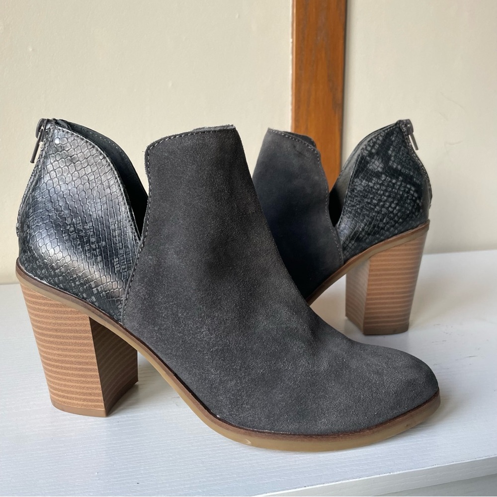 Dolce Vita Charcoal Grey Suede Snake Print Ankle Boot Heels Size 10